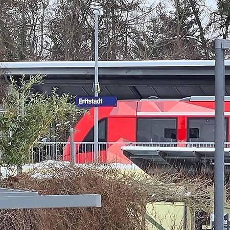 Ferienwohnung In Erftstadt 2 Min Fusslaeufig Zum Bahnhof, Phantasialand, Koeln, Koeln Messe, Eifel Екстериор снимка