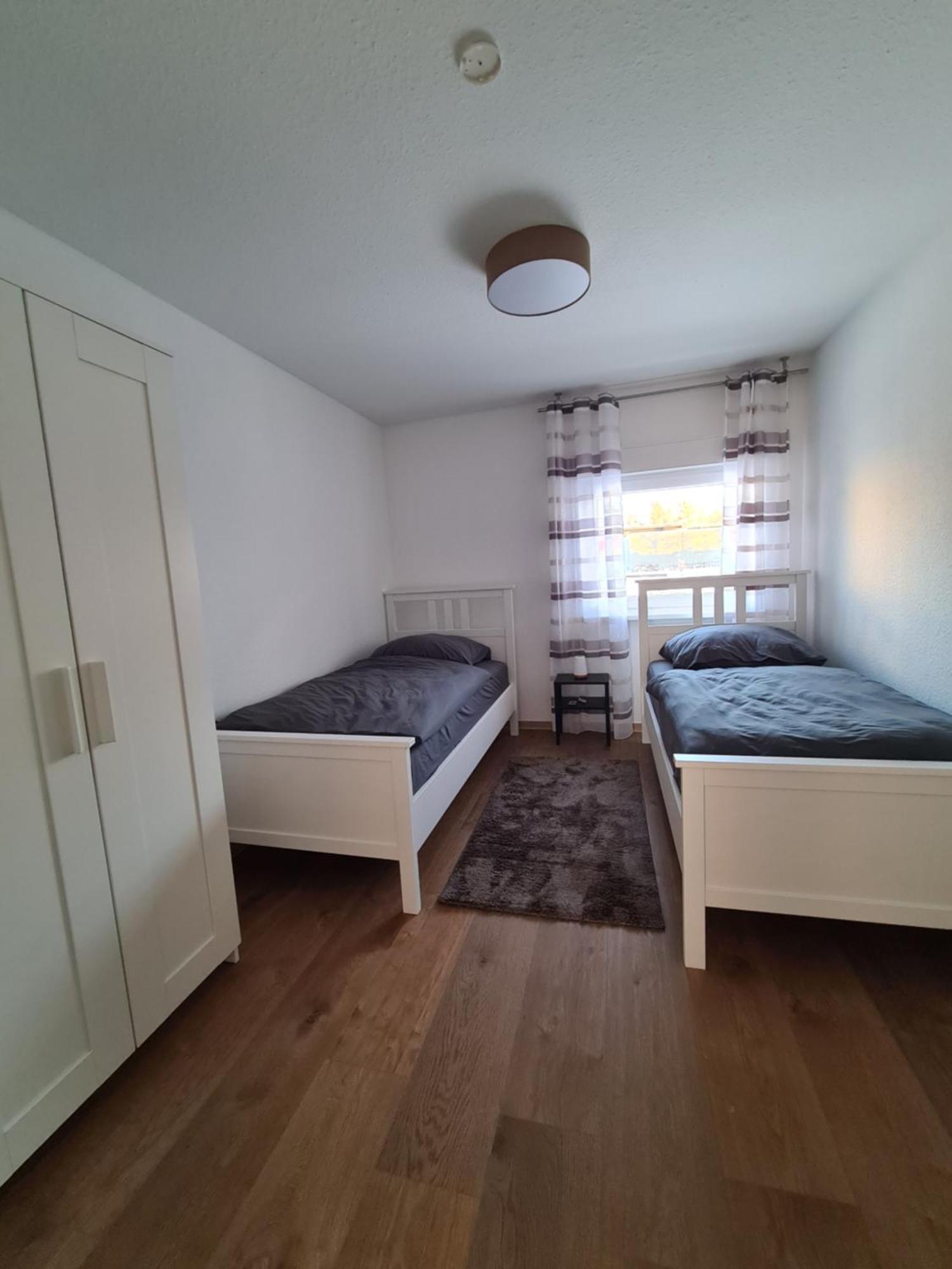 Ferienwohnung In Erftstadt 2 Min Fusslaeufig Zum Bahnhof, Phantasialand, Koeln, Koeln Messe, Eifel Екстериор снимка